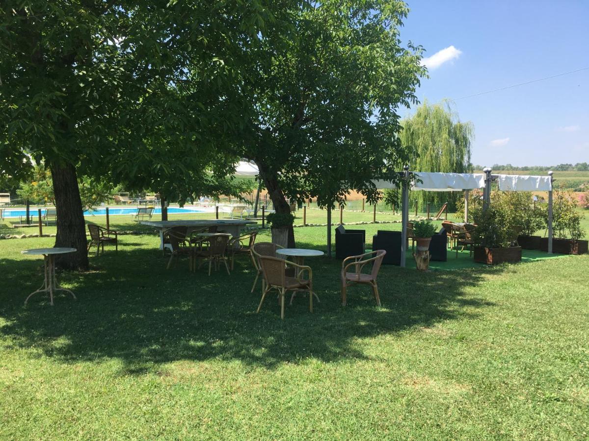 Agriturismo La Cascinetta ピエーヴェ・ディ・チェント エクステリア 写真