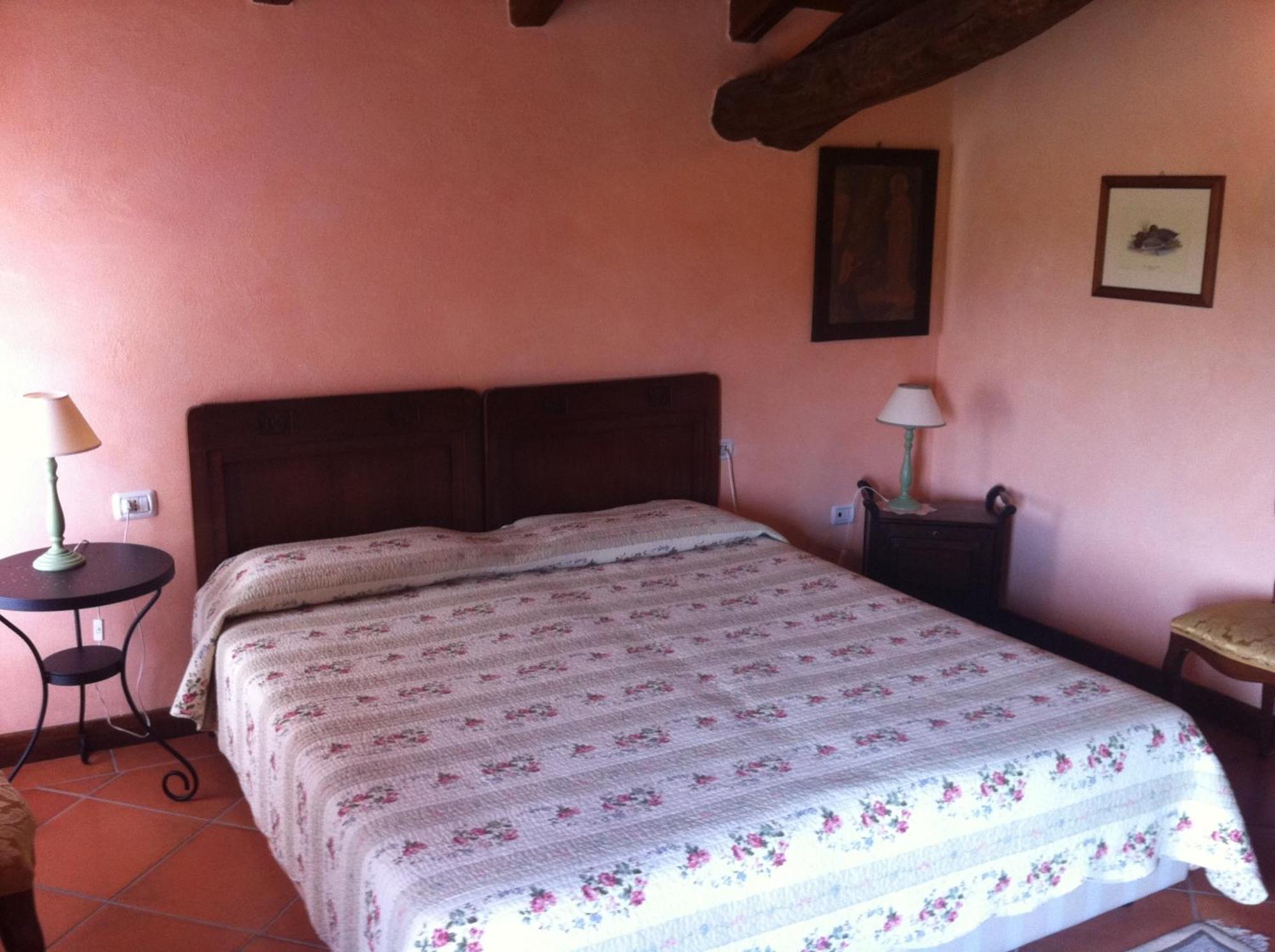 Agriturismo La Cascinetta ピエーヴェ・ディ・チェント エクステリア 写真