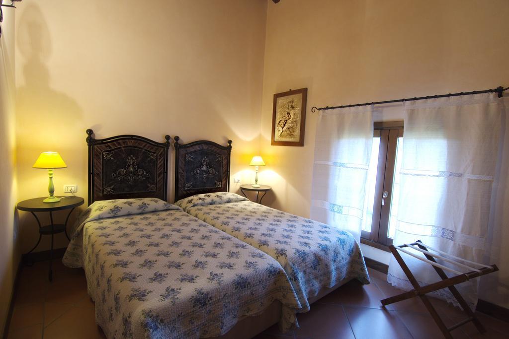Agriturismo La Cascinetta ピエーヴェ・ディ・チェント エクステリア 写真