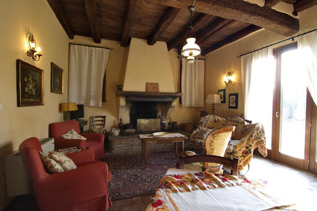 Agriturismo La Cascinetta ピエーヴェ・ディ・チェント エクステリア 写真