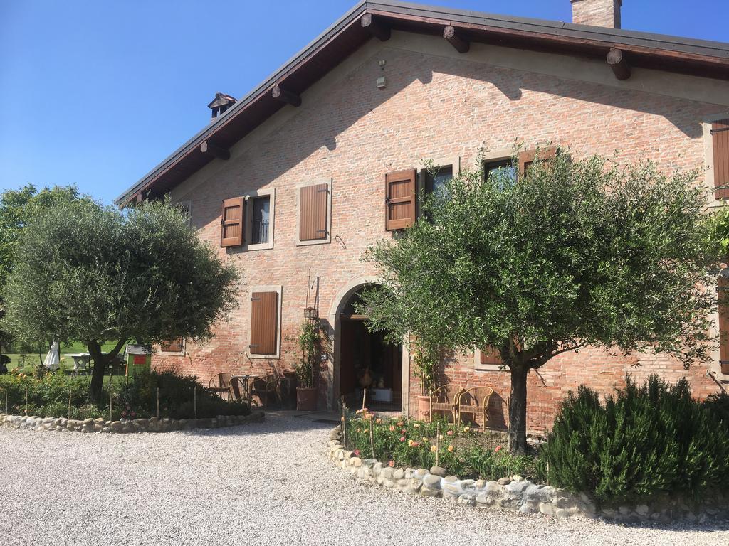 Agriturismo La Cascinetta ピエーヴェ・ディ・チェント エクステリア 写真