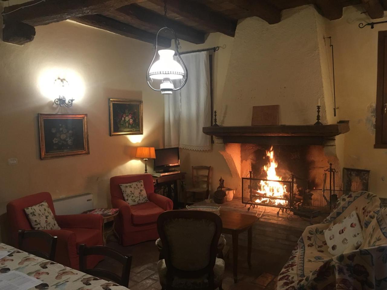 Agriturismo La Cascinetta ピエーヴェ・ディ・チェント エクステリア 写真