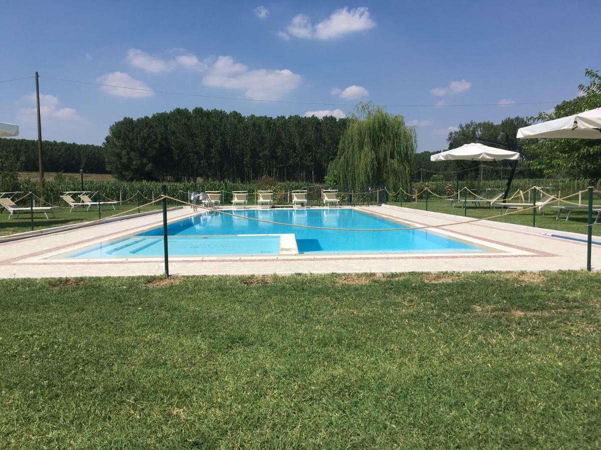 Agriturismo La Cascinetta ピエーヴェ・ディ・チェント エクステリア 写真