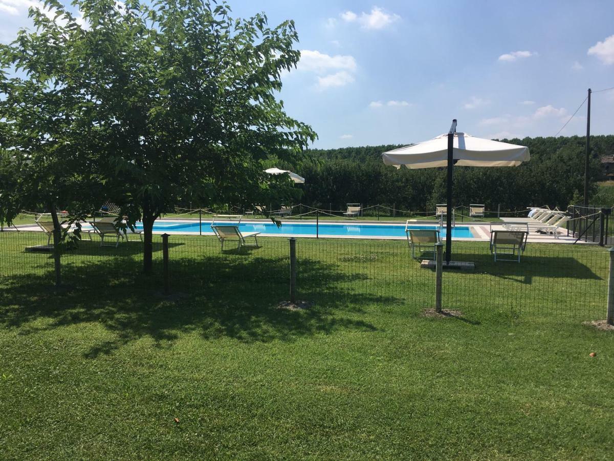 Agriturismo La Cascinetta ピエーヴェ・ディ・チェント エクステリア 写真